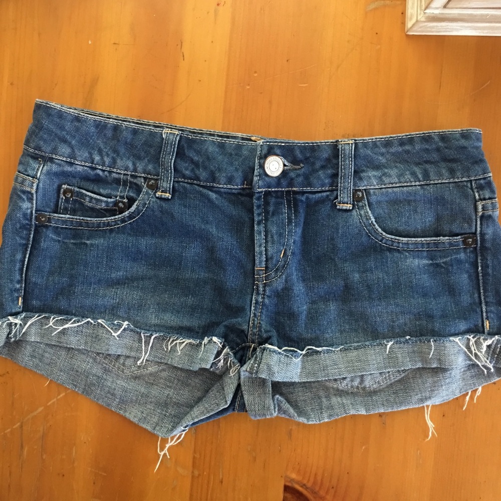 american eagle shorts